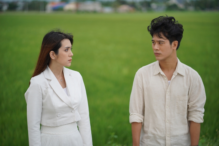 Nam thần "Mắt biếc" làm đầu bếp mì Quảng - Ảnh 1.