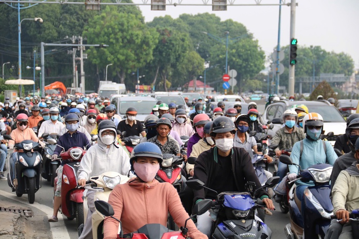 Hầm chui quan trọng nhất ga T3 vẫn chưa thể thi công - Ảnh 2.