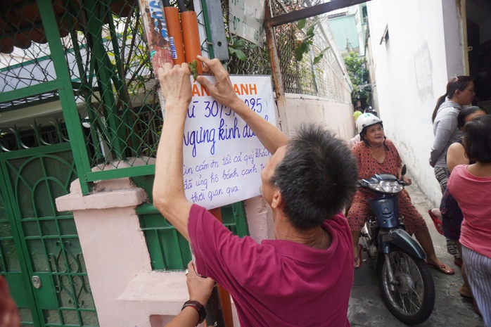 TP HCM: "Quán bánh canh 1 giờ" sắp đóng cửa, người dân tiếc hùi hụi - Ảnh 4.