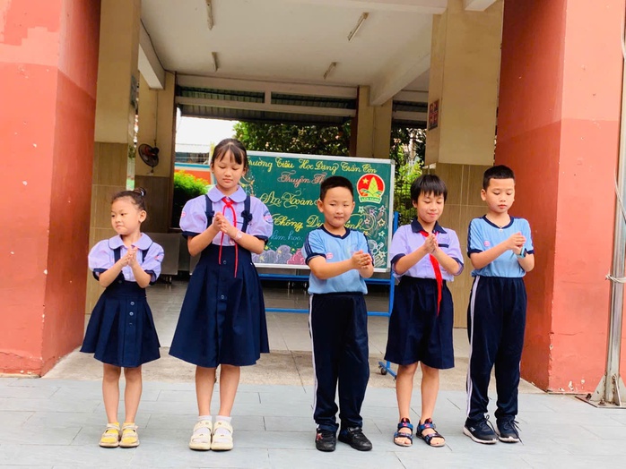 Dịch COVID-19: Sở GD-ĐT TP HCM ra thông báo quan trọng đến trường học toàn TP  - Ảnh 2.