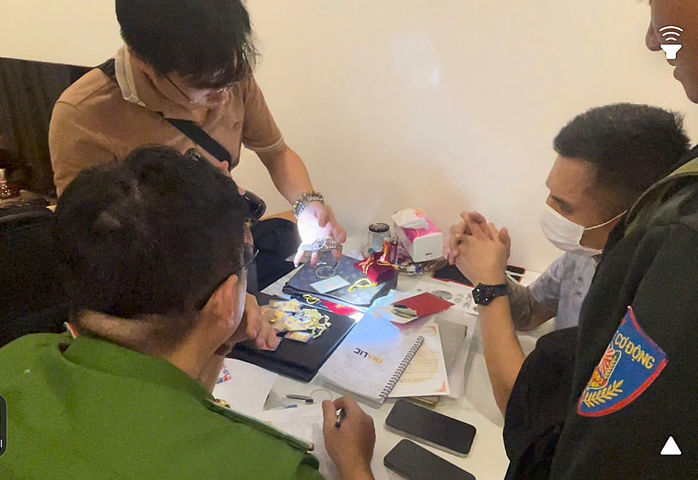 Bắt nhóm đối tượng lập sàn giao dịch tiền ảo lừa hàng chục ngàn người với gần 10.000 tỉ đồng- Ảnh 3. Bắt nhóm đối tượng lập sàn giao dịch tiền ảo lừa hàng chục ngàn người với gần 10.000 tỉ đồng- Ảnh 3.