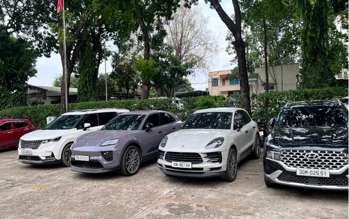 Bắt nhóm đối tượng lập sàn giao dịch tiền ảo lừa hàng chục ngàn người với gần 10.000 tỉ đồng- Ảnh 8. Bắt nhóm đối tượng lập sàn giao dịch tiền ảo lừa hàng chục ngàn người với gần 10.000 tỉ đồng- Ảnh 8.