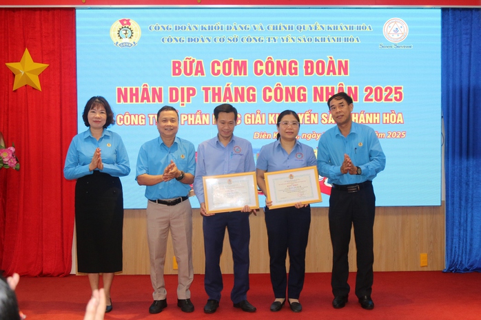 Bữa cơm Công đoàn: Mang niềm vui đến với người lao động Yến sào Khánh Hoà- Ảnh 1. Bữa cơm Công đoàn: Mang niềm vui đến với người lao động Yến sào Khánh Hoà- Ảnh 1.
