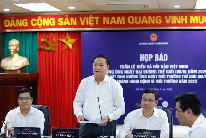 Bộ NN-MT: Thu gom rác theo các túi 5, 10, 30 kg, không phải "cân rác lấy tiền"- Ảnh 1.