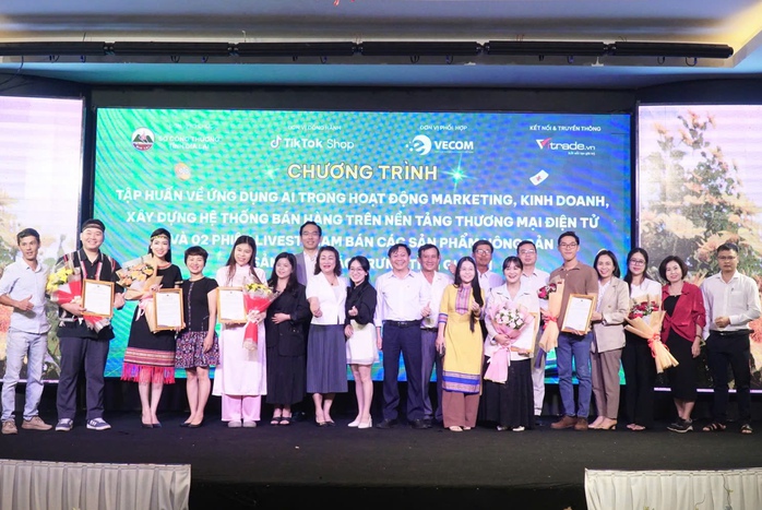 Sở Công Thương Gia Lai giúp doanh nghiệp ứng dụng công nghệ AI để bán hàng- Ảnh 1. Sở Công Thương Gia Lai giúp doanh nghiệp ứng dụng công nghệ AI để bán hàng- Ảnh 1.