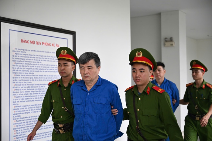 Cựu vụ phó Nguyễn Lộc An lĩnh thêm án 11 năm tù - Ảnh 1.