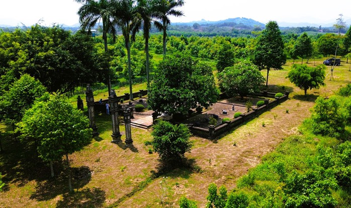 Chung tay bảo vệ di tích - Ảnh 1.