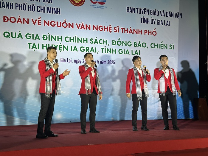 Hành trình về nguồn thấm đẫm nghĩa tình tại huyện Ia Grai, Gia Lai- Ảnh 5. Hành trình về nguồn thấm đẫm nghĩa tình tại huyện Ia Grai, Gia Lai- Ảnh 5.