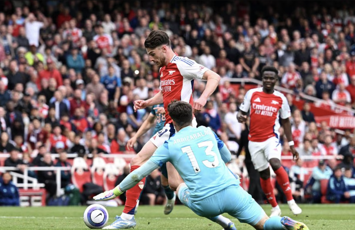 Arsenal thua sốc Bournemouth, lo mất ngôi nhì Ngoại hạng- Ảnh 3. Arsenal thua sốc Bournemouth, lo mất ngôi nhì Ngoại hạng- Ảnh 3.