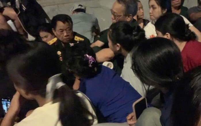 Thêm 1 trường đại học lên tiếng về vụ sinh viên vô lễ với cựu chiến binh - Ảnh 2.