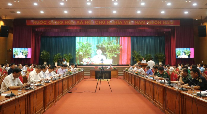 Bình Định tăng cường đấu tranh chống buôn lậu và gian lận thương mại- Ảnh 1. Bình Định tăng cường đấu tranh chống buôn lậu và gian lận thương mại- Ảnh 1.