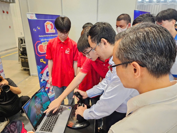 Sẵn sàng vốn ưu đãi cho hạ tầng, công nghệ - Ảnh 1. Sẵn sàng vốn ưu đãi cho hạ tầng, công nghệ - Ảnh 1.