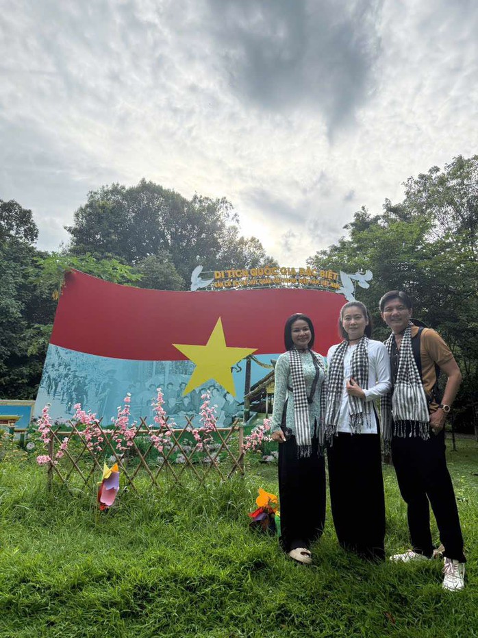 NSƯT Tuyết Thu: "Tôi đã đi qua những dấu chân lịch sử tại Tà Thiết" - Ảnh 5.