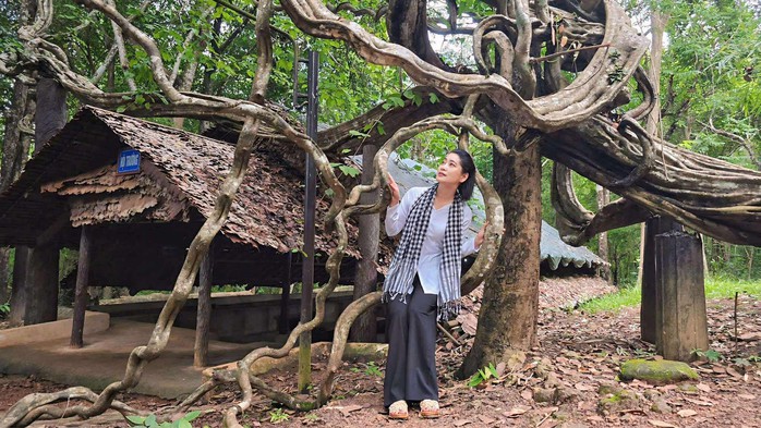 NSƯT Tuyết Thu: "Tôi đã đi qua những dấu chân lịch sử tại Tà Thiết" - Ảnh 1.