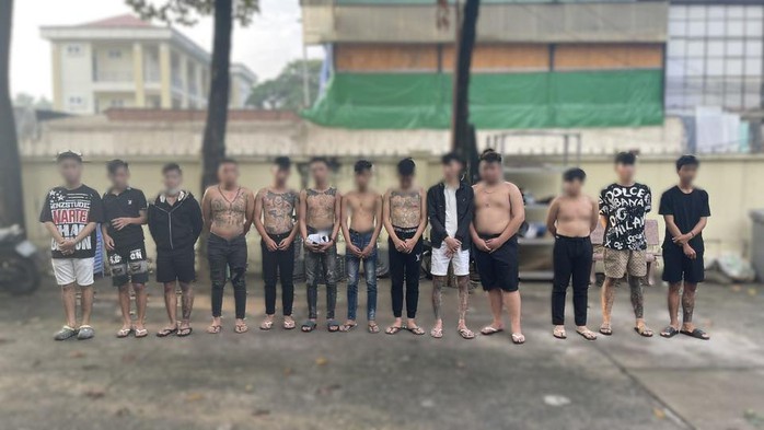 Rượt đuổi, ẩu đả gây náo loạn ở Biên Hoà - Ảnh 6. Rượt đuổi, ẩu đả gây náo loạn ở Biên Hoà - Ảnh 6.
