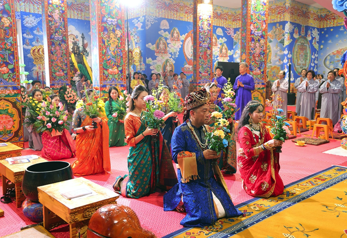 Đại lễ Vesak 2025: Nhấn mạnh giá trị của hòa bình và đoàn kết - Ảnh 2.