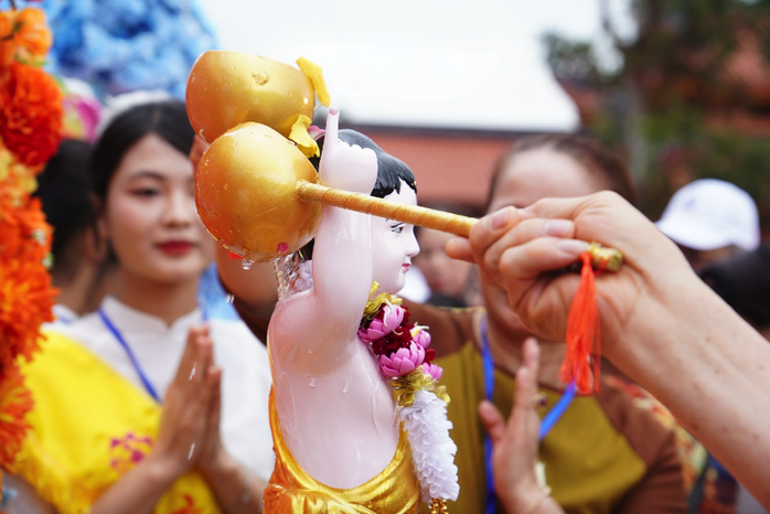 Đại lễ Vesak 2025: Nhấn mạnh giá trị của hòa bình và đoàn kết - Ảnh 5.