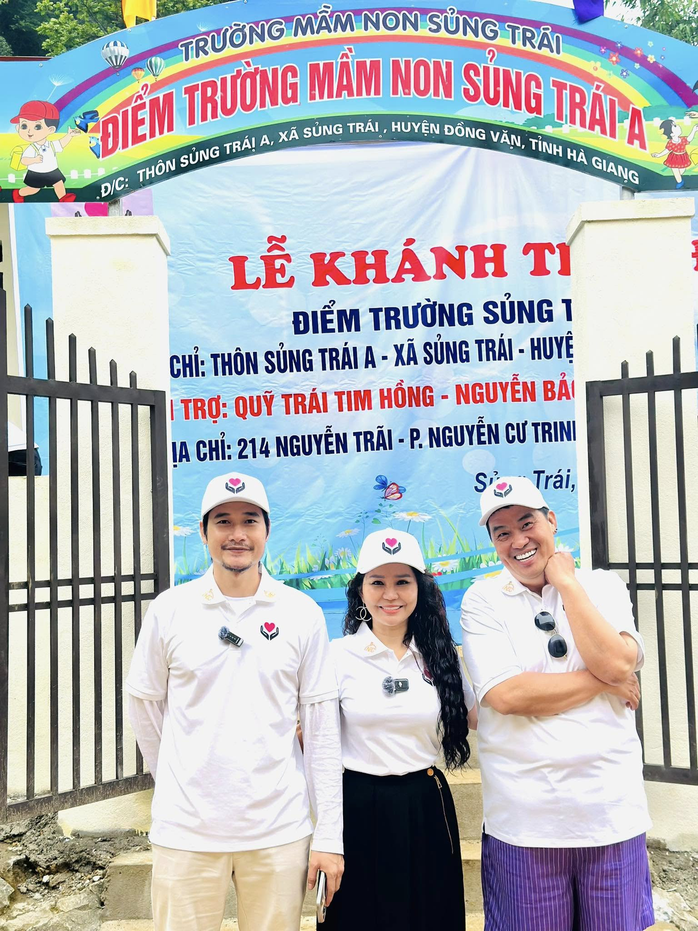 Diễn viên Luân Nguyễn với hành trình "Cõng chữ về vùng cao" - Ảnh 1.