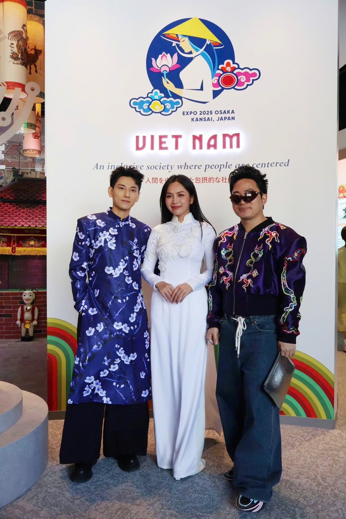 Tùng Dương, Isaac, Duyên Quỳnh xúc động khi giao lưu văn hóa Việt – Nhật tại Osaka- Ảnh 1. Tùng Dương, Isaac, Duyên Quỳnh xúc động khi giao lưu văn hóa Việt – Nhật tại Osaka- Ảnh 1.