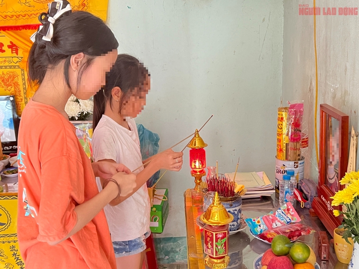 Vụ tai nạn giao thông ở Vĩnh Long: Gia đình mong người vi phạm bị xử lý nghiêm minh- Ảnh 2. Vụ tai nạn giao thông ở Vĩnh Long: Gia đình mong người vi phạm bị xử lý nghiêm minh- Ảnh 2.