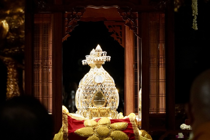 Hình ảnh hàng ngàn người cung rước xá lợi Đức Phật trên đỉnh núi Bà Đen- Ảnh 12. Hình ảnh hàng ngàn người cung rước xá lợi Đức Phật trên đỉnh núi Bà Đen- Ảnh 12.