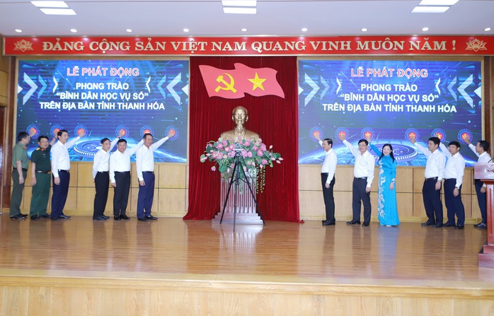 52 ngàn người dự lễ phát động "Bình dân học vụ số" tại Thanh Hóa - Ảnh 4.