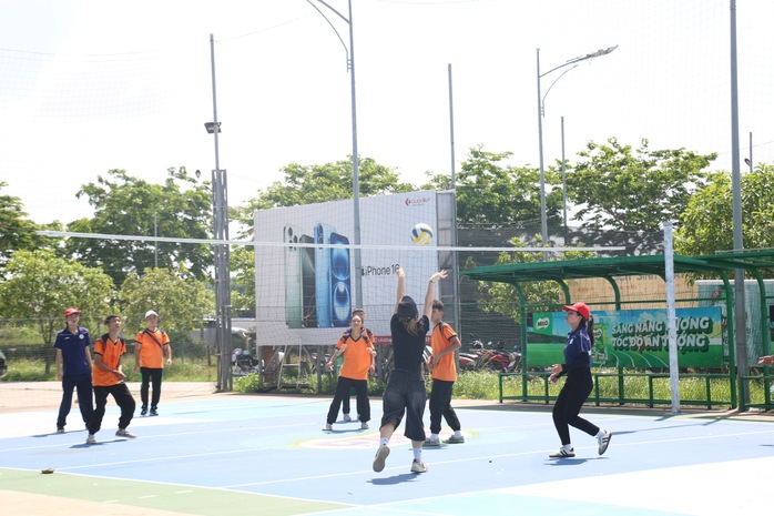 Rộn ràng khai mạc học kỳ thể thao mùa hè 2025 - Ảnh 5.