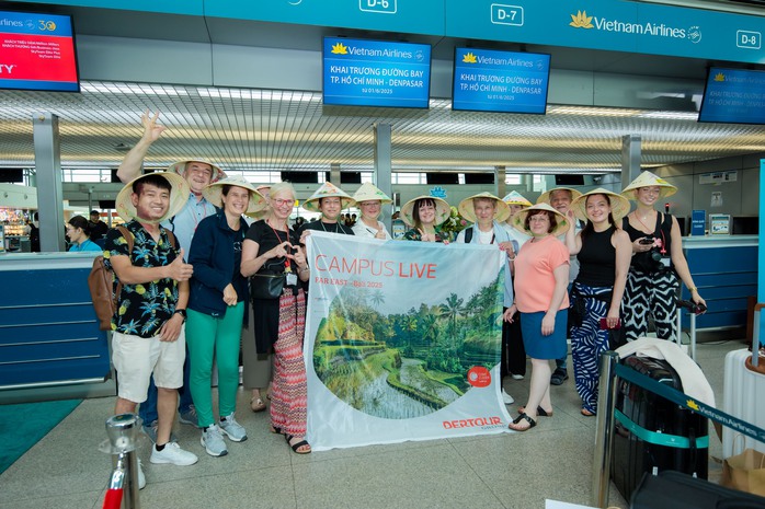 Hàng không tấp nập khai trương loạt đường bay mới- Ảnh 2. Hàng không tấp nập khai trương loạt đường bay mới- Ảnh 2.