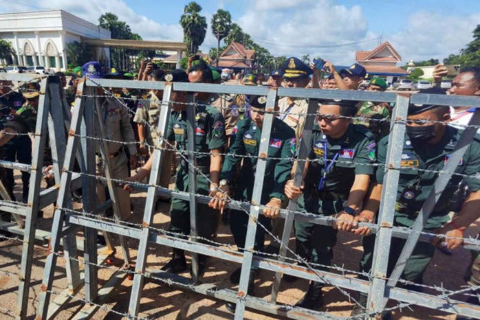 Campuchia kiên quyết duy trì quân đội để bảo vệ lãnh thổ biên giới - Ảnh 1. Campuchia kiên quyết duy trì quân đội để bảo vệ lãnh thổ biên giới - Ảnh 1.
