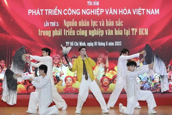 "Trồng người" ngay từ bây giờ! - Ảnh 2.