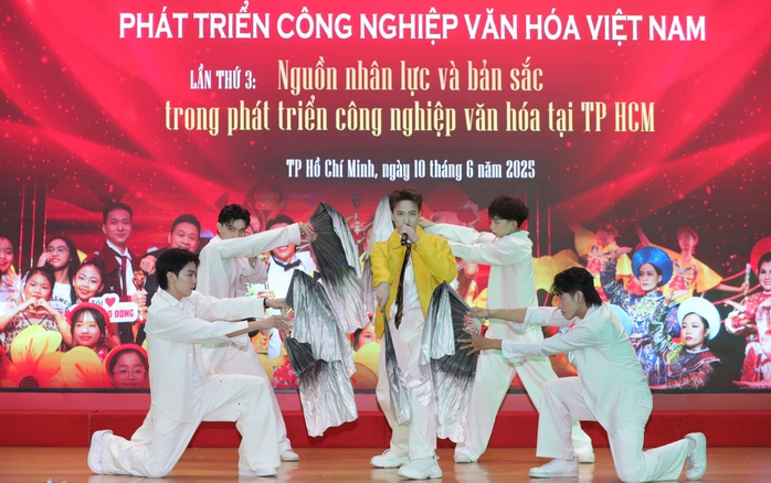 S.T Sơn Thạch nhiều trăn trở với văn hóa - Ảnh 1.