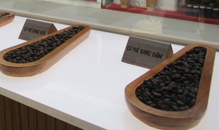 Giải mã cà phê giả - Ảnh 1.