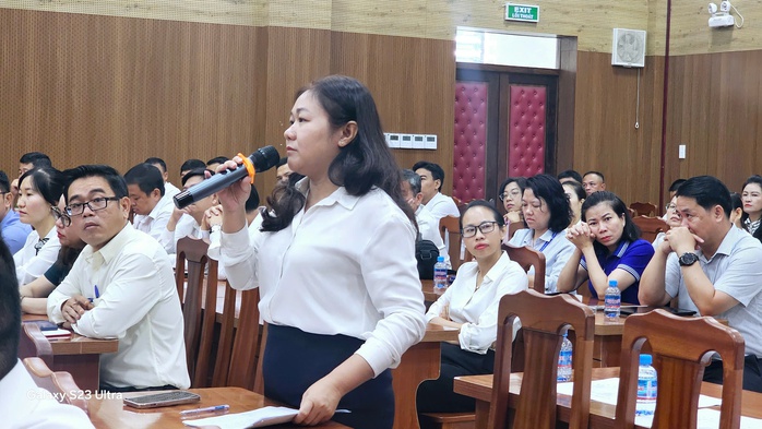 Người dân Bình Dương nộp hồ sơ như thế nào khi các phường mới bắt đầu vận hành?- Ảnh 2. Người dân Bình Dương nộp hồ sơ như thế nào khi các phường mới bắt đầu vận hành?- Ảnh 2.
