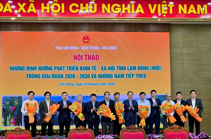 Hiến kế để Lâm Đồng mới phát triển bền vững- Ảnh 1. Hiến kế để Lâm Đồng mới phát triển bền vững- Ảnh 1.