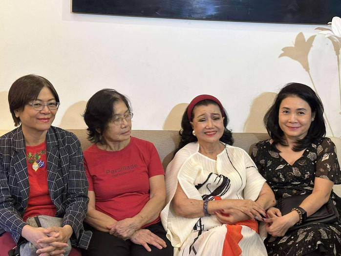 "Lo khám bệnh, lo hòm chôn", công trình cuối đời của Kỳ nữ Kim Cương - Ảnh 1.