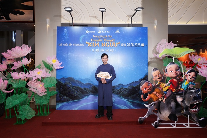 Gia đình Thanh Thúy – NSƯT Đức Thịnh "trẩy hội" thảm đỏ hoạt hình - Ảnh 9. Gia đình Thanh Thúy – NSƯT Đức Thịnh "trẩy hội" thảm đỏ hoạt hình - Ảnh 8.