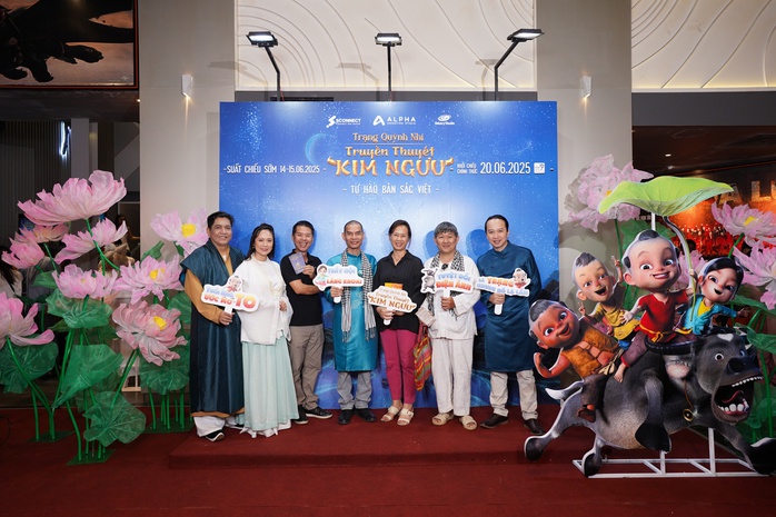 Gia đình Thanh Thúy – NSƯT Đức Thịnh "trẩy hội" thảm đỏ hoạt hình - Ảnh 2. Gia đình Thanh Thúy – NSƯT Đức Thịnh "trẩy hội" thảm đỏ hoạt hình - Ảnh 2.