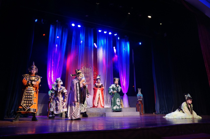 Trinh Trinh, Tú Sương, Xuân Trúc tạo dấu ấn đẹp cho "San Hậu"