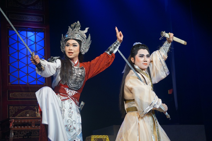 Trinh Trinh, Tú Sương, Xuân Trúc tạo dấu ấn đẹp cho "San Hậu" - Ảnh 6.