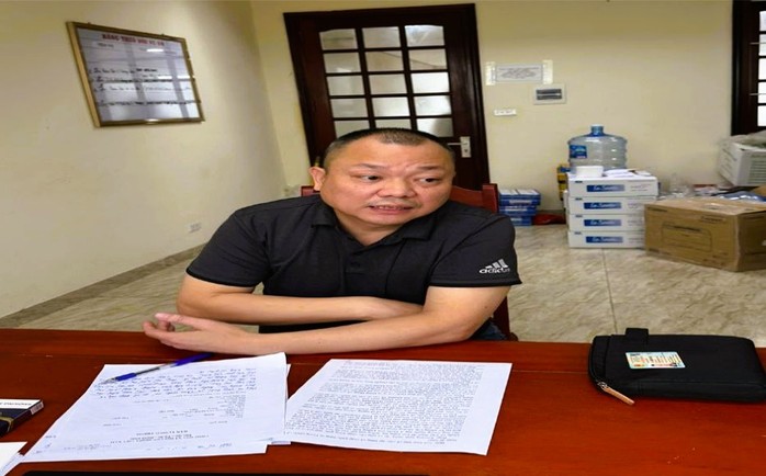 Bắt "ông trùm" đường dây buôn lậu giả mạo các nhãn hiệu nổi tiếng- Ảnh 1. Bắt "ông trùm" đường dây buôn lậu giả mạo các nhãn hiệu nổi tiếng- Ảnh 1.