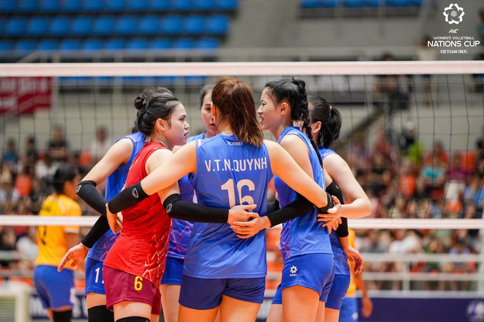 Thắng Ấn Độ, tuyển nữ Việt Nam thăng hạng 29 bóng chuyền thế giới- Ảnh 7. Thắng Ấn Độ, tuyển nữ Việt Nam thăng hạng 29 bóng chuyền thế giới- Ảnh 7.