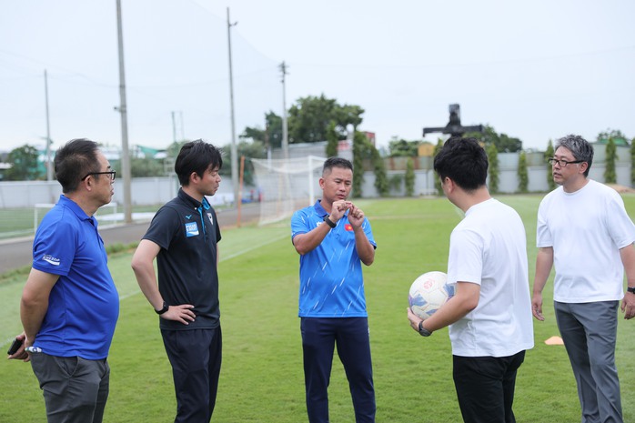 CLB TP HCM kết hợp với CLB J-League 2, ra mắt Dự án "Giấc mơ Bóng đá Nhật Bản"- Ảnh 2. CLB TP HCM kết hợp với CLB J-League 2, ra mắt Dự án "Giấc mơ Bóng đá Nhật Bản"- Ảnh 2.