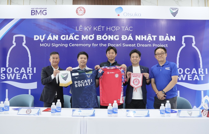 CLB TP HCM kết hợp với CLB J-League 2, ra mắt Dự án "Giấc mơ Bóng đá Nhật Bản"- Ảnh 1. CLB TP HCM kết hợp với CLB J-League 2, ra mắt Dự án "Giấc mơ Bóng đá Nhật Bản"- Ảnh 1.