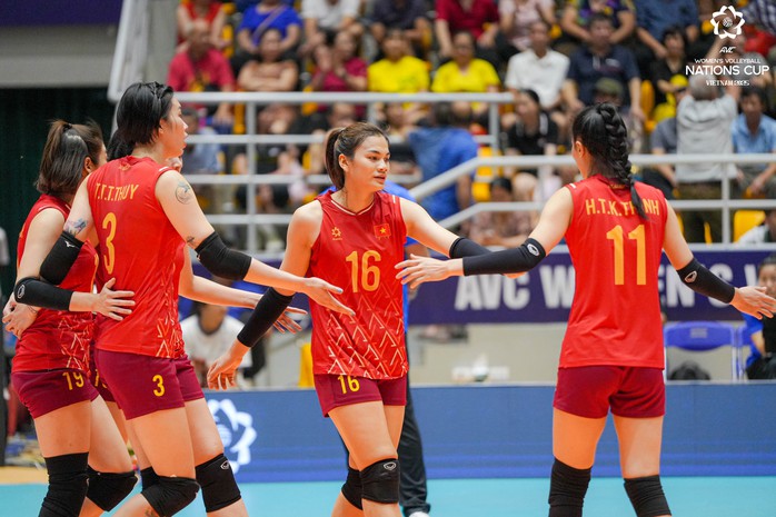 Tuyển nữ Việt Nam toàn thắng, giành vé bán kết bóng chuyền AVC Nations Cup- Ảnh 2. Tuyển nữ Việt Nam toàn thắng, giành vé bán kết bóng chuyền AVC Nations Cup- Ảnh 2.