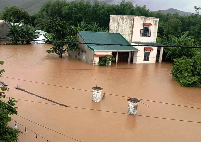 Bão số 1 gây mưa kỷ lục ở Quảng Nam, 16.700 ha lúa, hoa màu ngập nặng - Ảnh 7.
