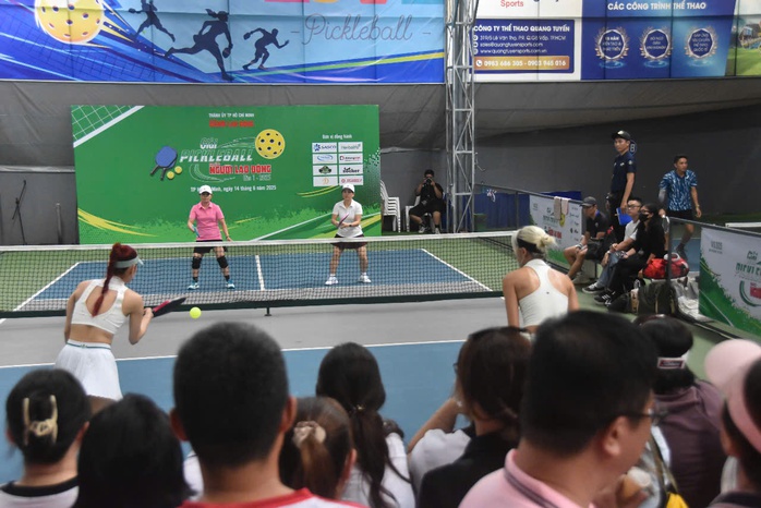 Sao Việt "đổ bộ" Giải Pickleball Báo Người Lao Động- Ảnh 12. Sao Việt "đổ bộ" Giải Pickleball Báo Người Lao Động - Ảnh 12.