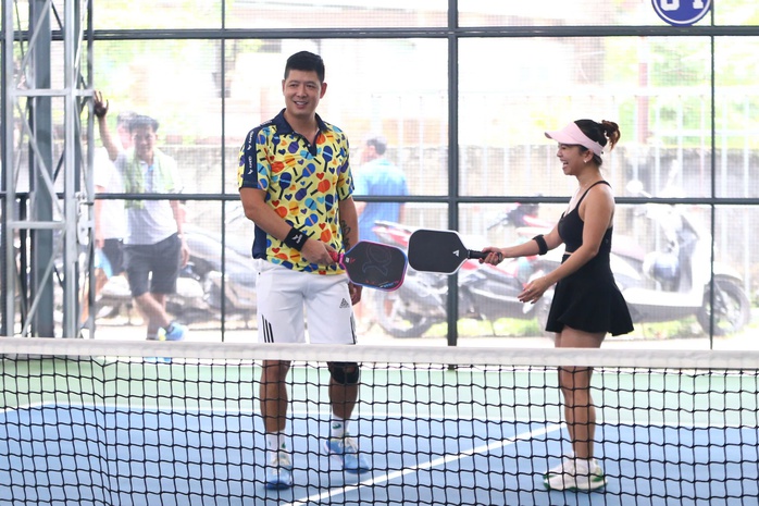Giải Pickleball Báo Người Lao Động: Diễn viên Bình Minh đi tiếp, Minh Hằng dừng bước- Ảnh 4. Giải Pickleball Báo Người Lao Động: Diễn viên Bình Minh đi tiếp, Minh Hằng dừng bước- Ảnh 4.