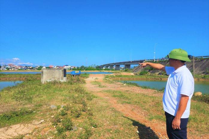 Quảng Bình: Cải tạo đất nuôi tôm công nghệ cao, bị kết luận "hủy hoại đất"?- Ảnh 1. Quảng Bình: Cải tạo đất nuôi tôm công nghệ cao, bị kết luận "hủy hoại đất"?- Ảnh 1.