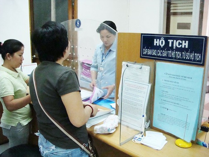 Từ 1-7, người dân được làm thủ tục khai sinh, kết hôn tại xã đang ở hoặc xã khác- Ảnh 1. Từ 1-7, người dân được làm thủ tục khai sinh, kết hôn tại xã đang ở hoặc xã khác- Ảnh 1.