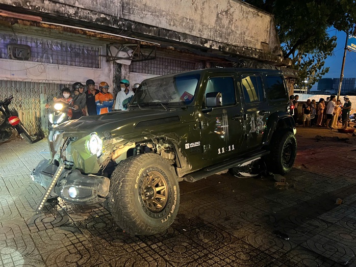 Hai người tử vong trong vụ tai nạn nghiêm trọng ở TP HCM là hai mẹ con- Ảnh 1. Hai người tử vong trong vụ tai nạn nghiêm trọng ở TP HCM là hai mẹ con- Ảnh 1.
